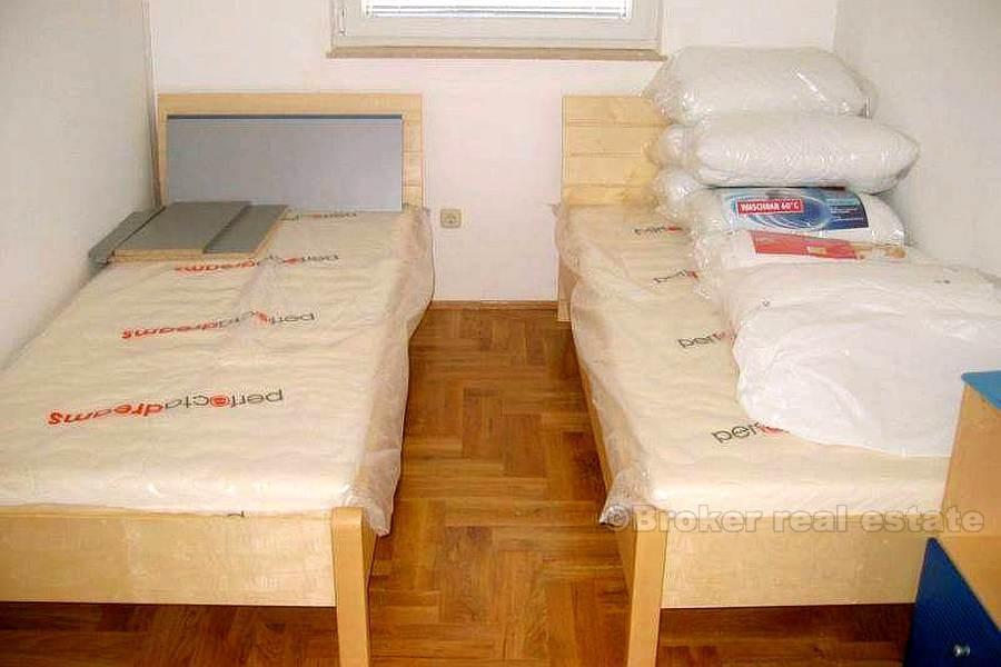 Dvosoban stan na prodaju