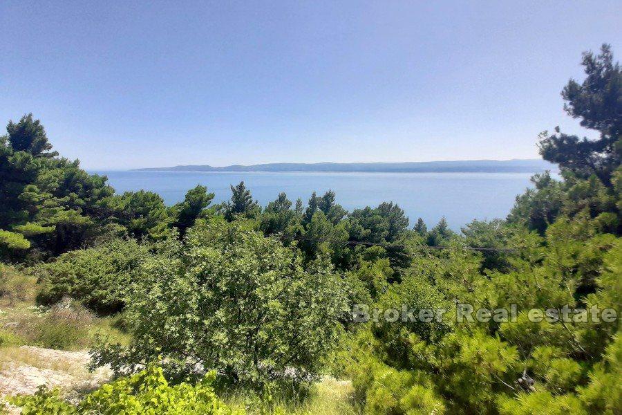 Building plot with sea view