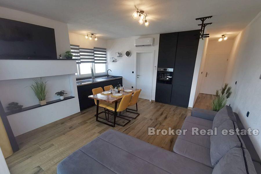 Casa a un piano con vista sul mare aperto