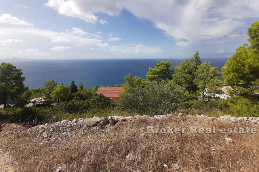 Building land with open view