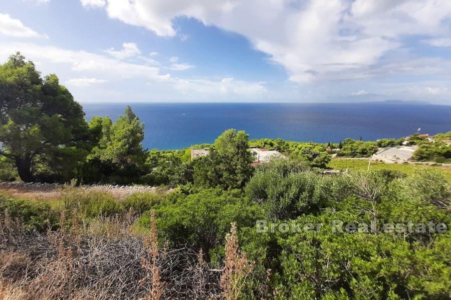 Building land with open view