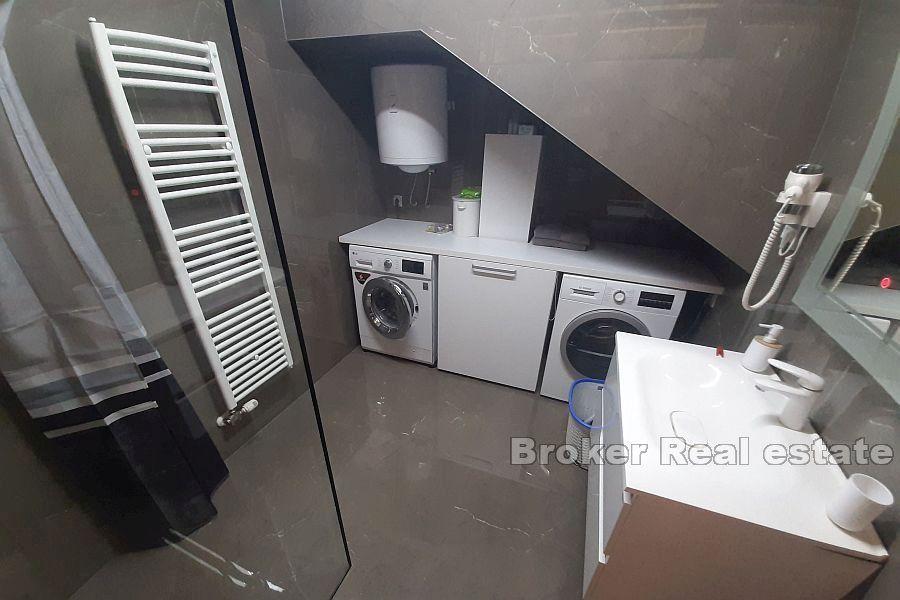 Villa en pierre rénovée avec piscine