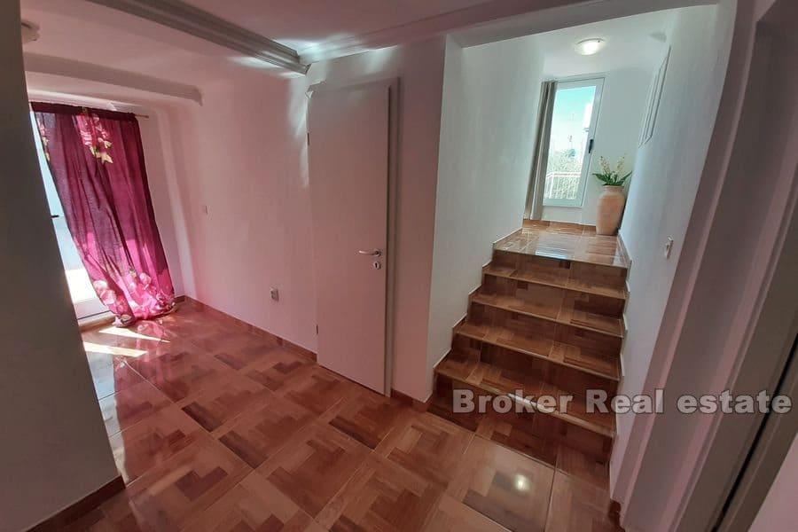 Двухкомнатная квартира с ремонтом