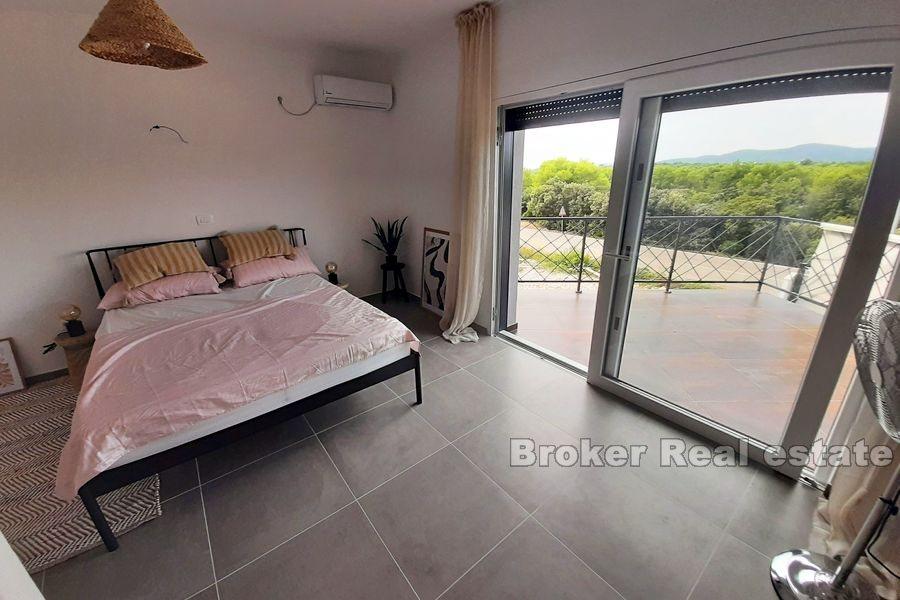 Newly built villa with swimming pool