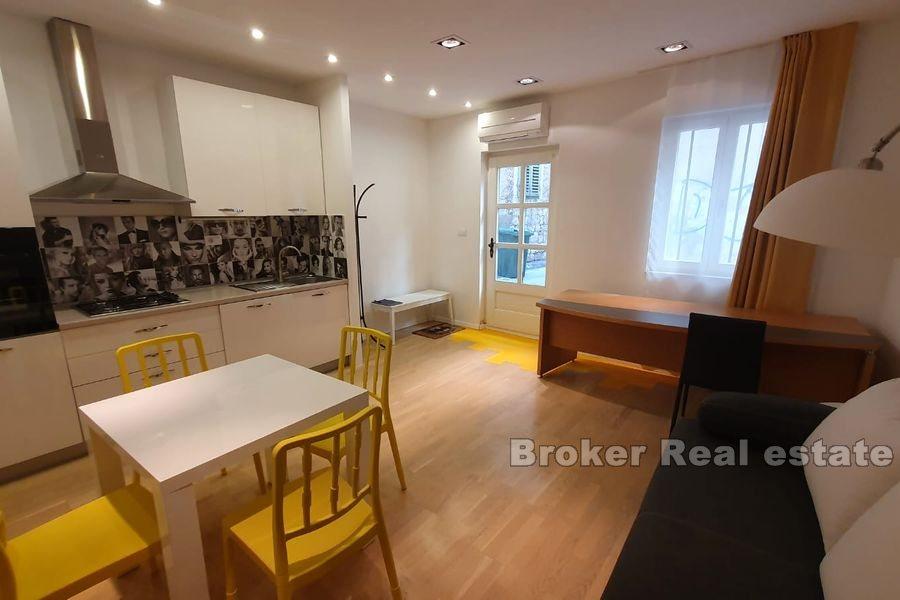 Varoš, apartment for long-term rent in the city center