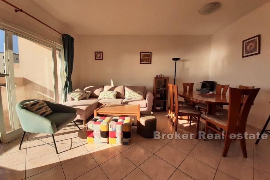 Two-bedroom apartment with open sea view