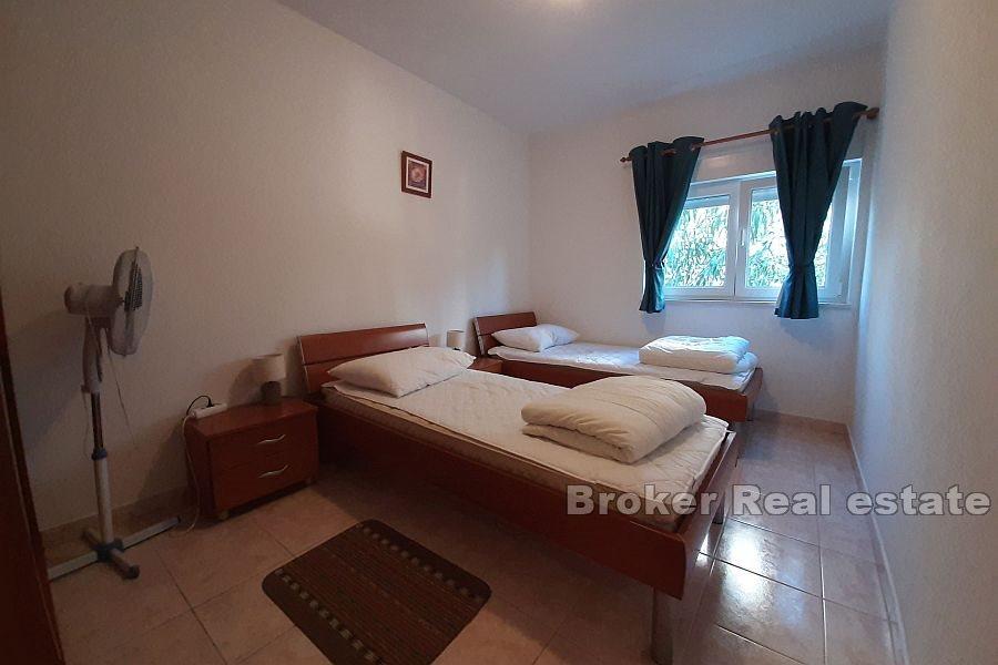 Two-bedroom apartment with open sea view