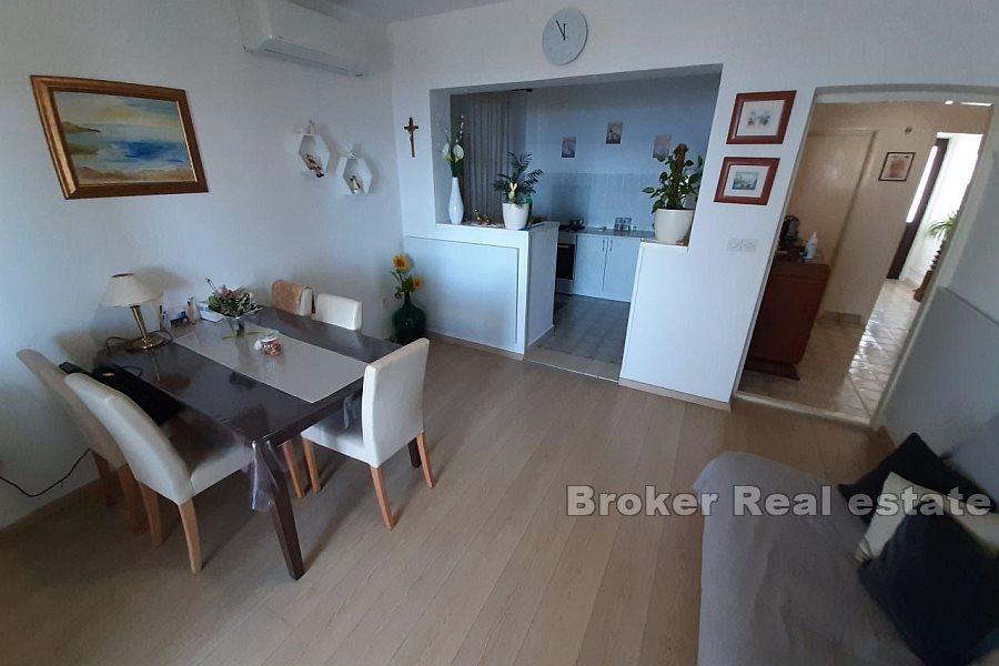 Appartement spacieux avec vue sur la mer