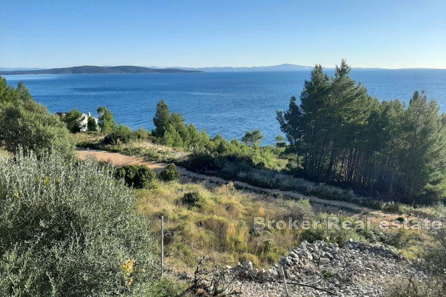 Участок под застройку во втором ряду от моря