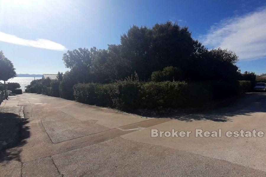 Prizemnica za renovaciju u blizini mora