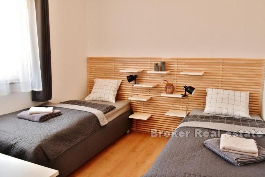 Two-bedroom apartment with open sea view