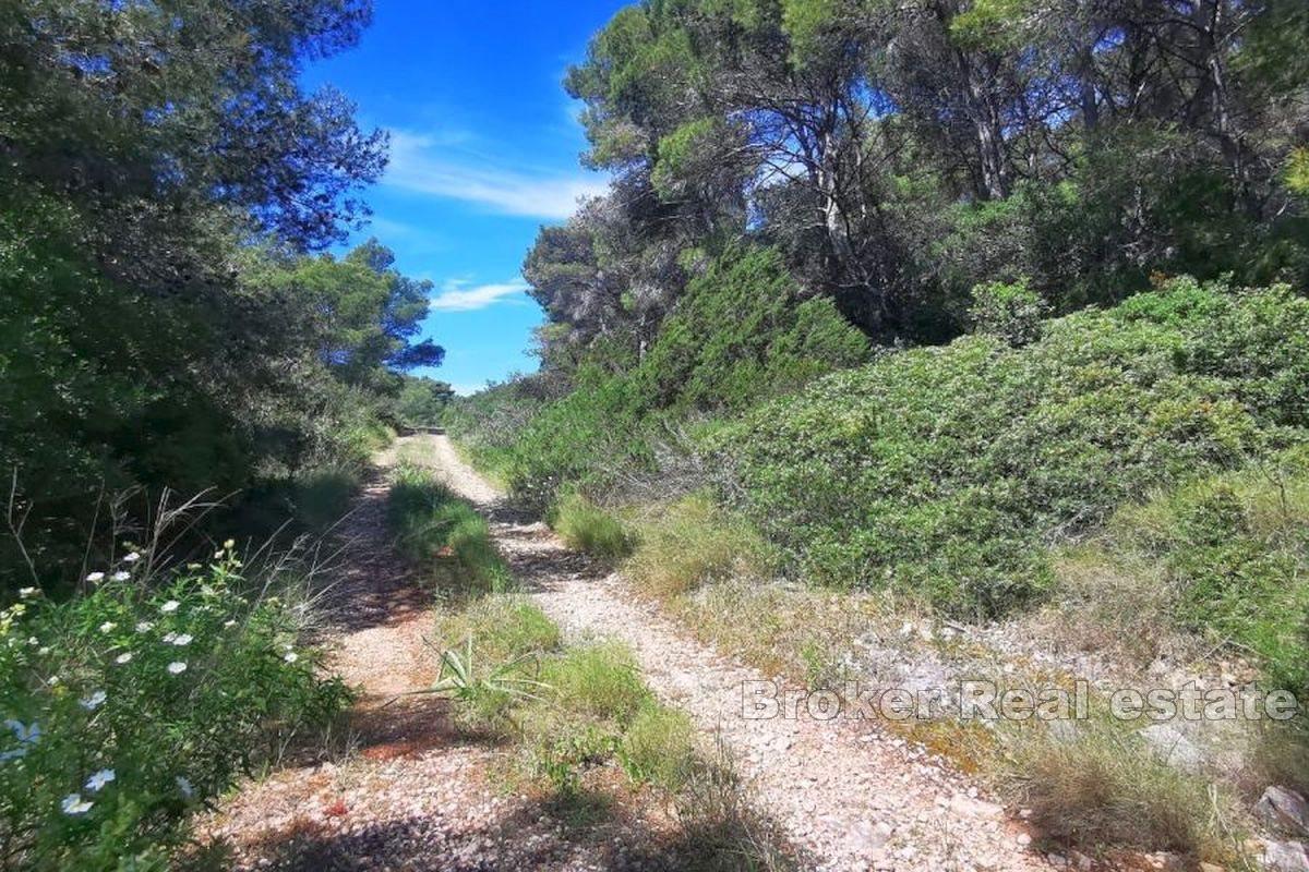 Building plot with sea view