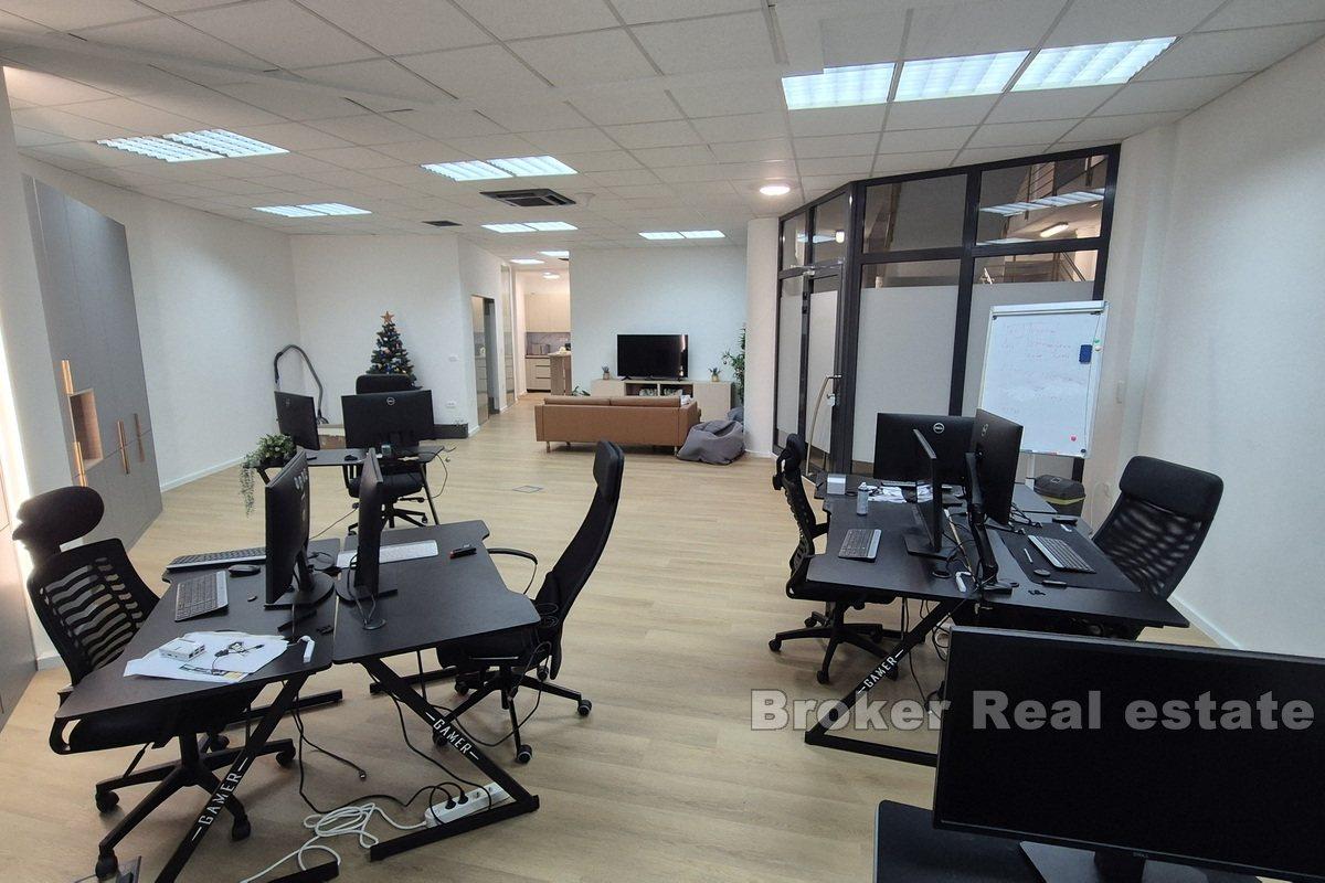 Espace bureau rénové