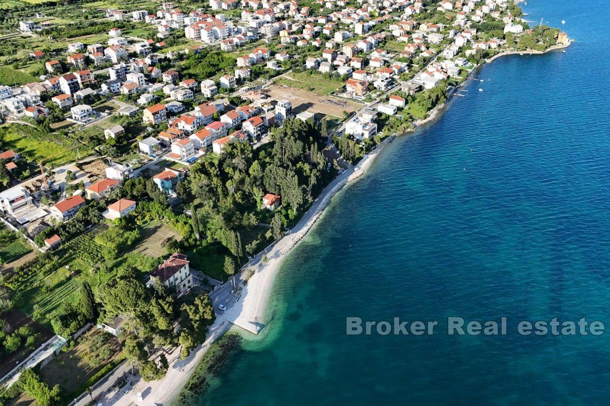 Building plot with sea view