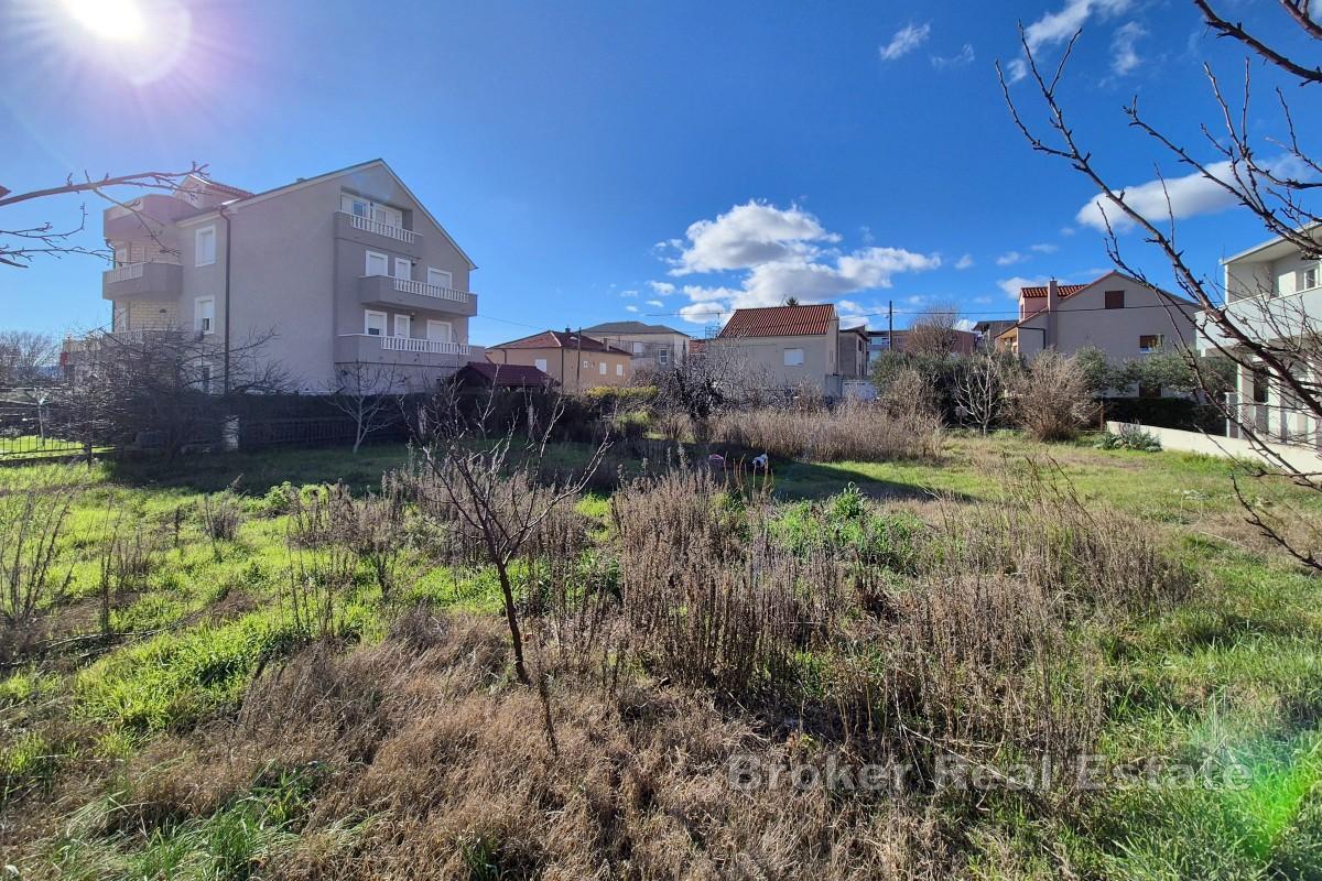 Terrain constructible d'exception, proche de toutes commodités