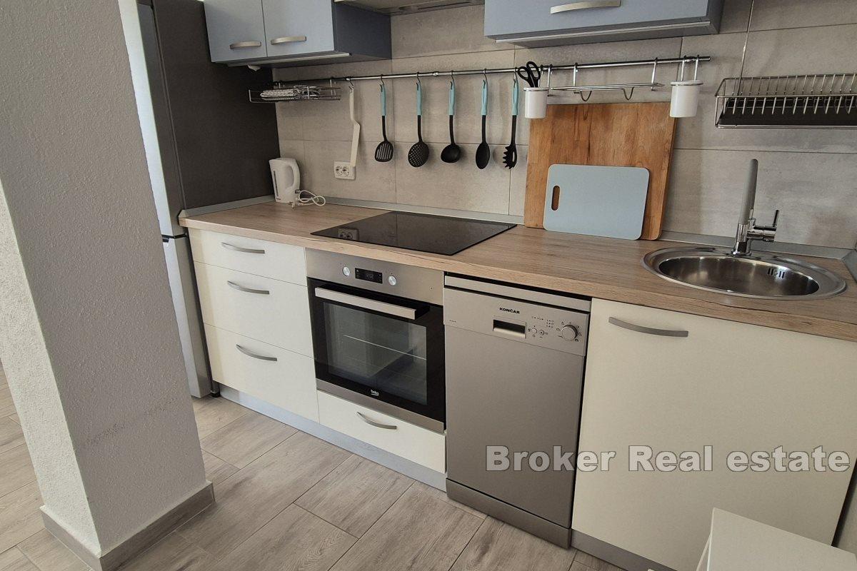 One bedroom renovated apartment with sea view