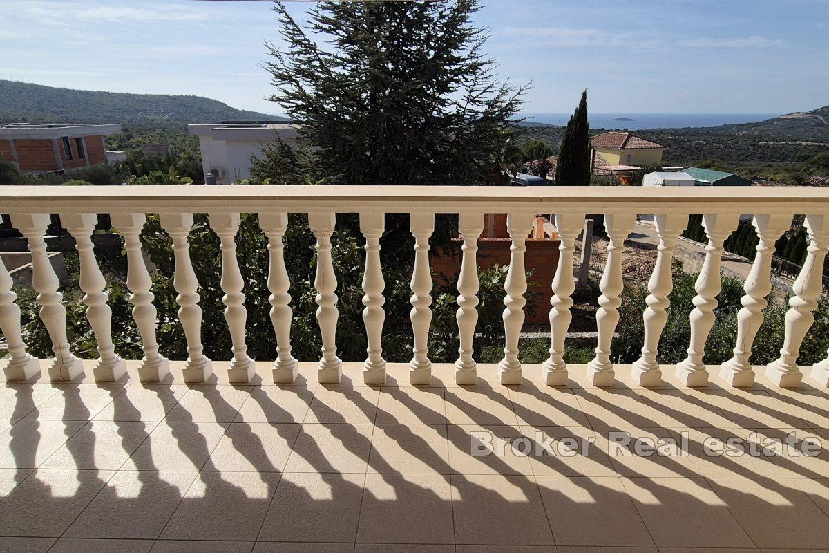 Однокомнатная отремонтированная квартира с видом на море