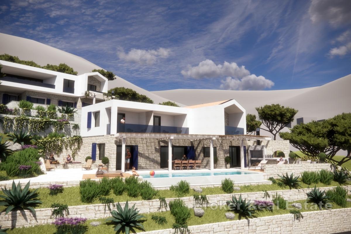 Moderní vila ve výstavbě s výhledem na moře
