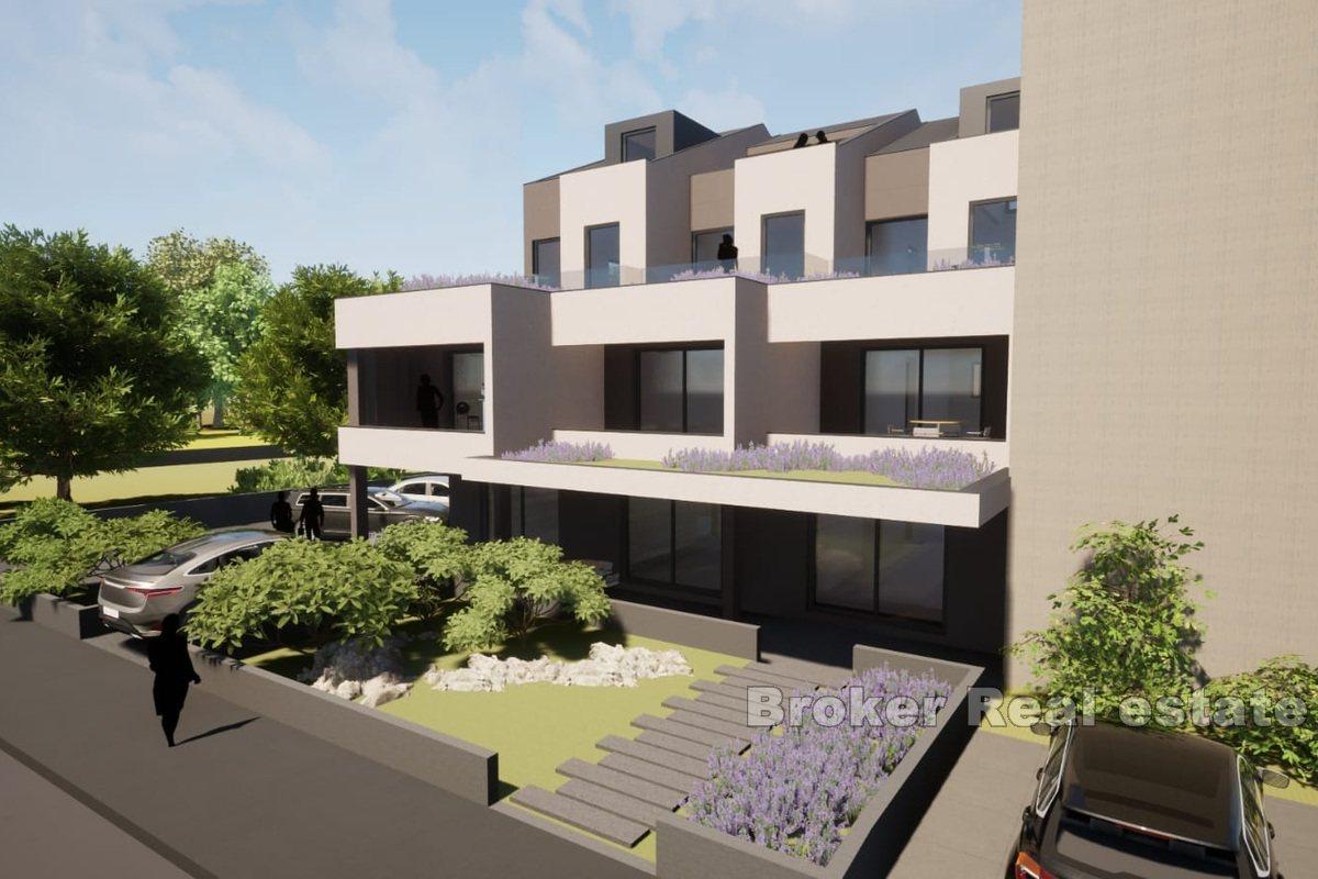 Moderne Wohnungen in der ersten Reihe am Meer