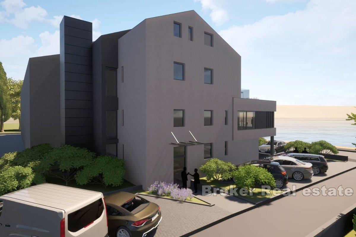 Appartements modernes en première ligne au bord de la mer
