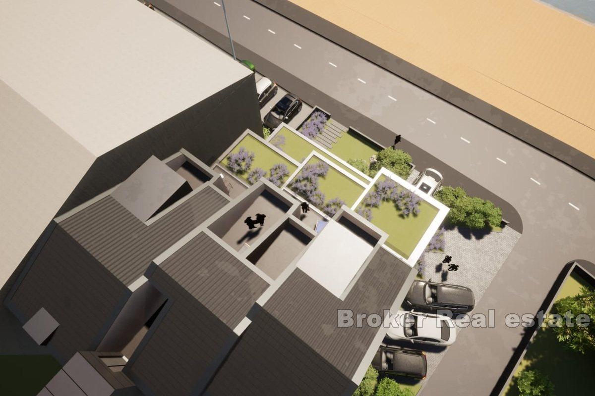 Moderne Wohnungen in der ersten Reihe am Meer