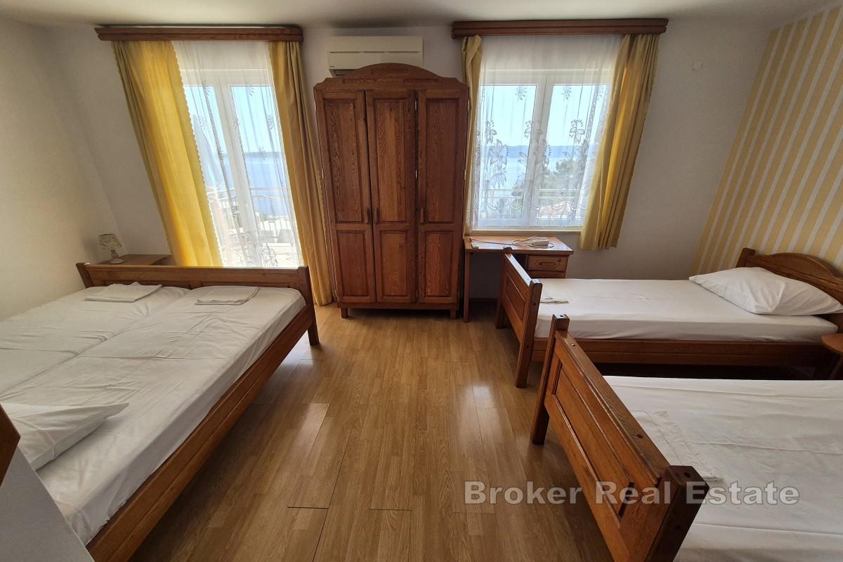 Casa indipendente con 20 camere e un ristorante