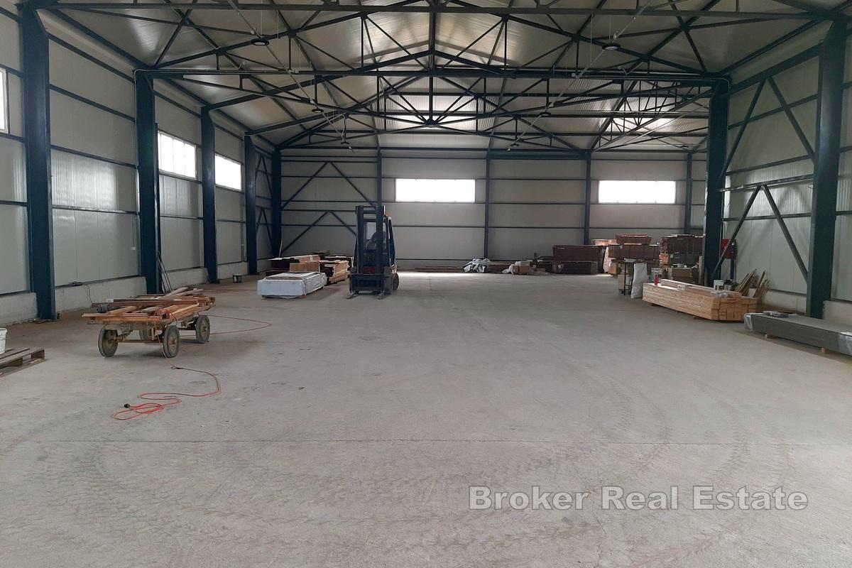 Magazzino e capannone produttivo di nuova costruzione