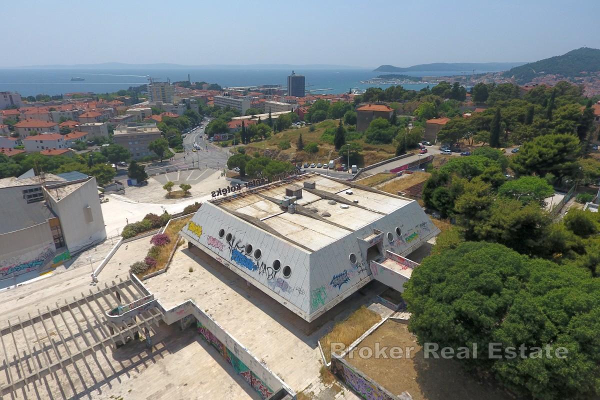 Уникальное офисное помещение для полной реконструкции