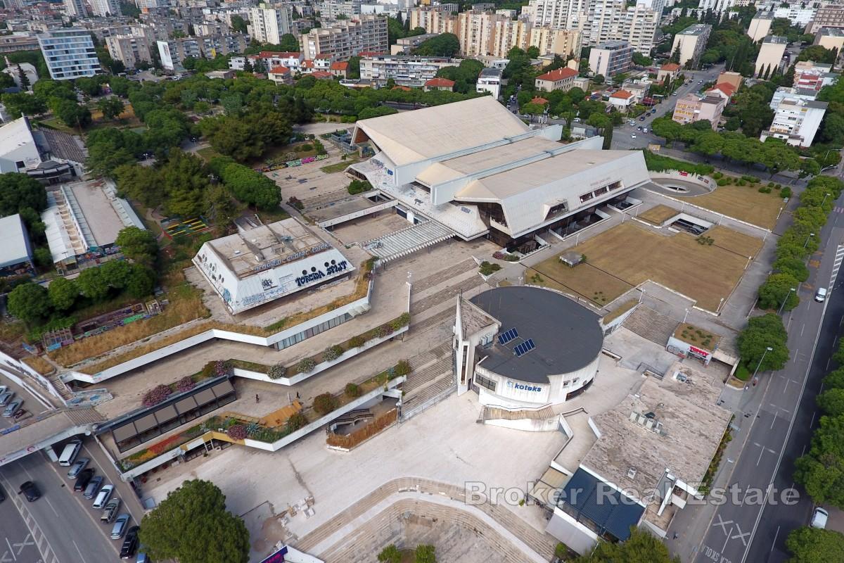 Poslovni prostor s velikim potencijalom, za kompletnu renovaciju