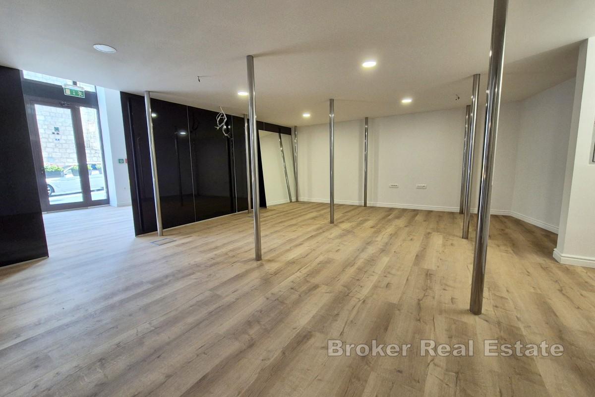 Reprezentativni poslovni prostor na frekventnoj lokaciji