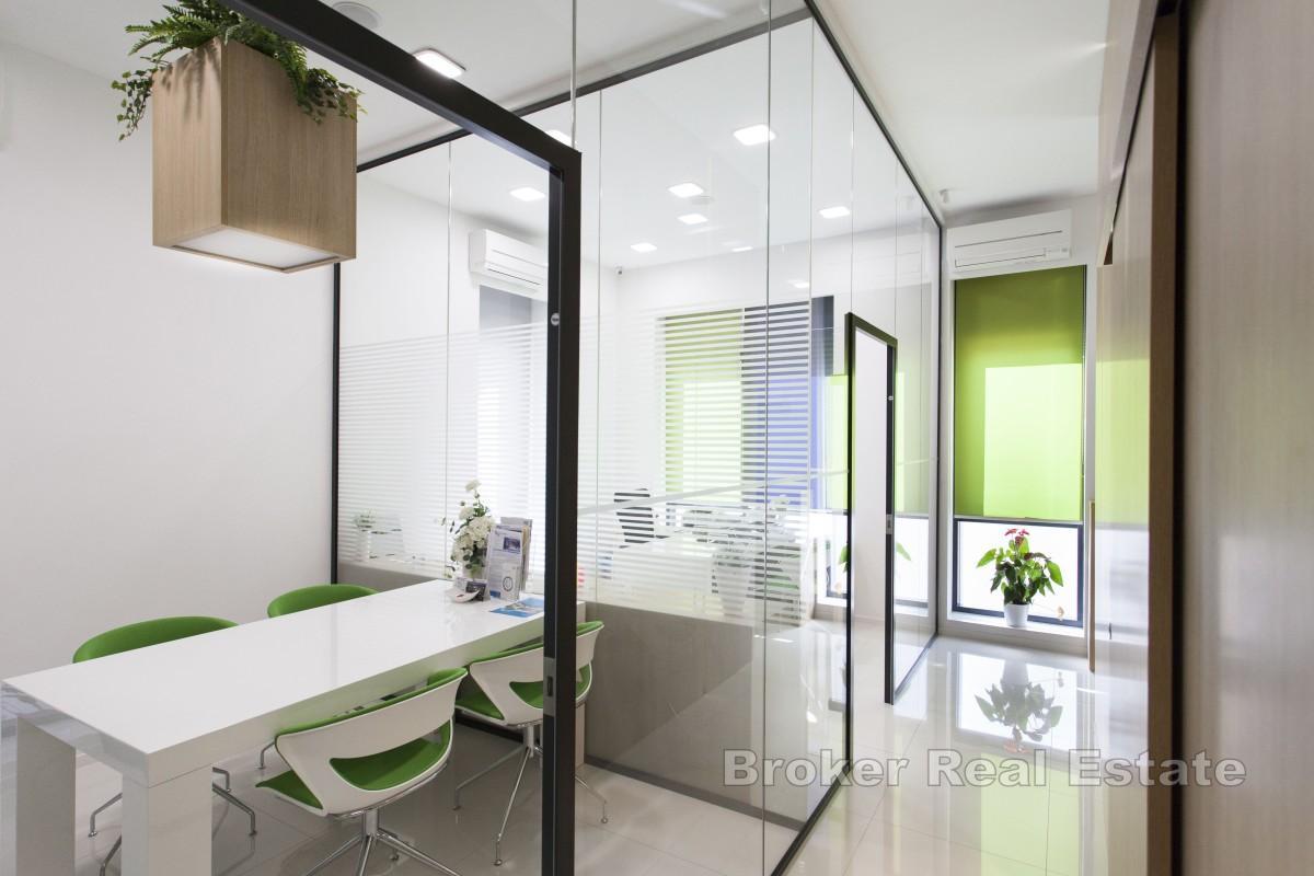 Moderan i reprezentativan uredski poslovni prostor