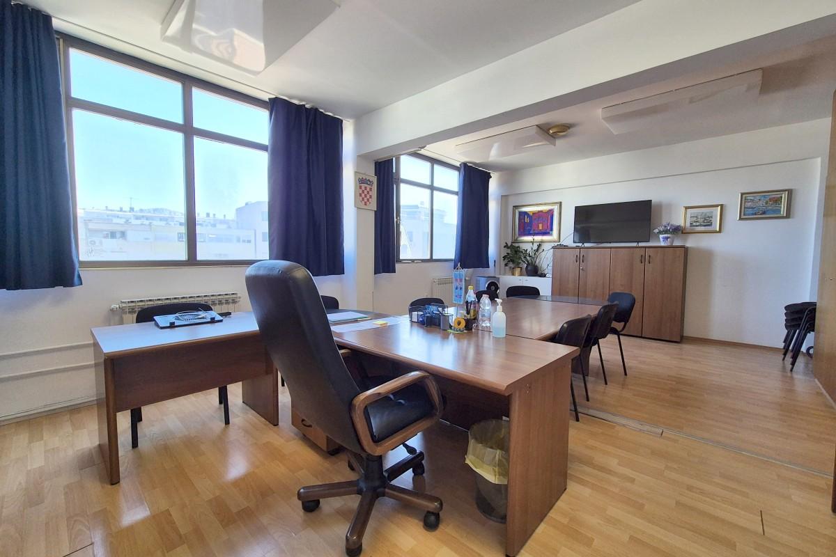001-2016-674-split-centar-office-space-near-the-city-center-for-rent