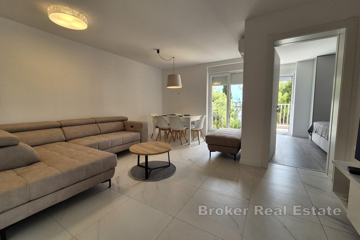 Attraktiv gelegene, renovierte Wohnung mit Meerblick