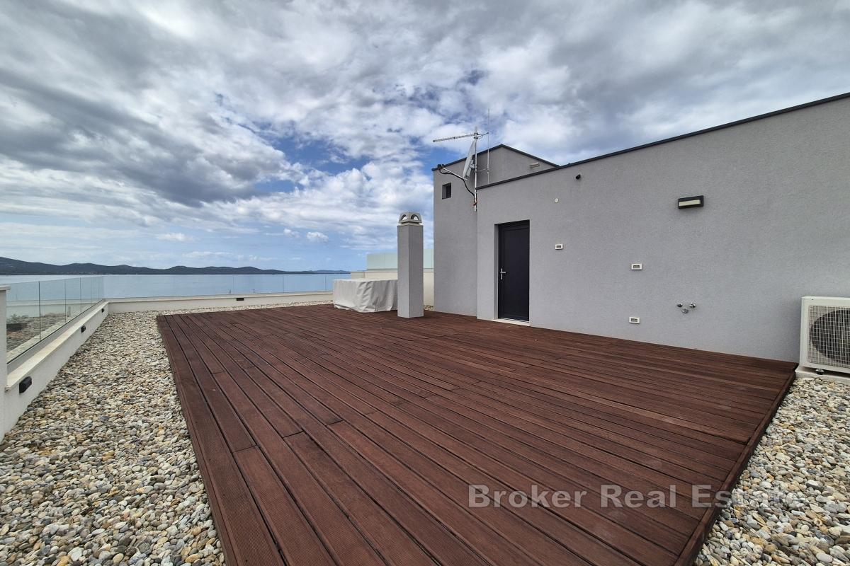 Drei-Zimmer-Wohnungen in einem Neubau mit Meerblick