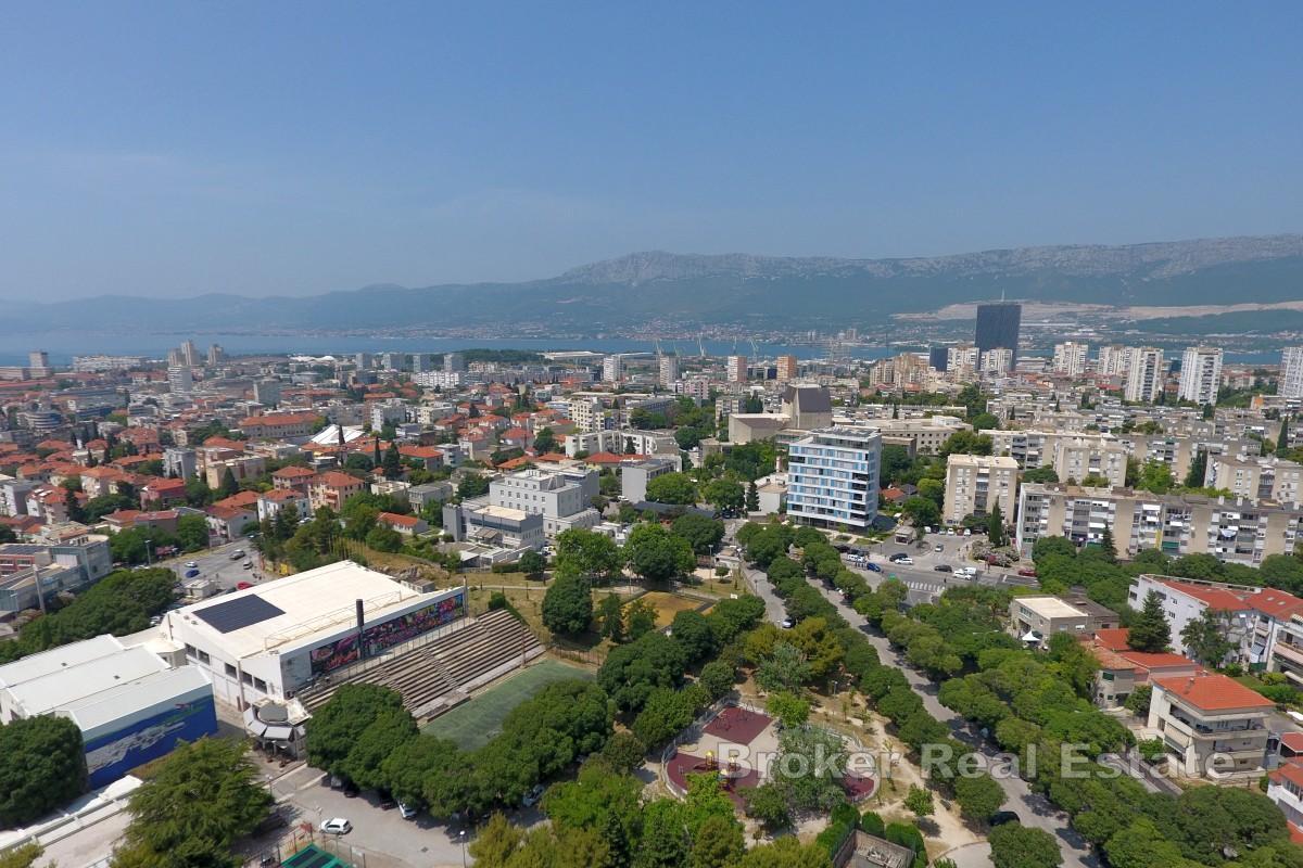 Atraktivno pozicionirani poslovni prostor