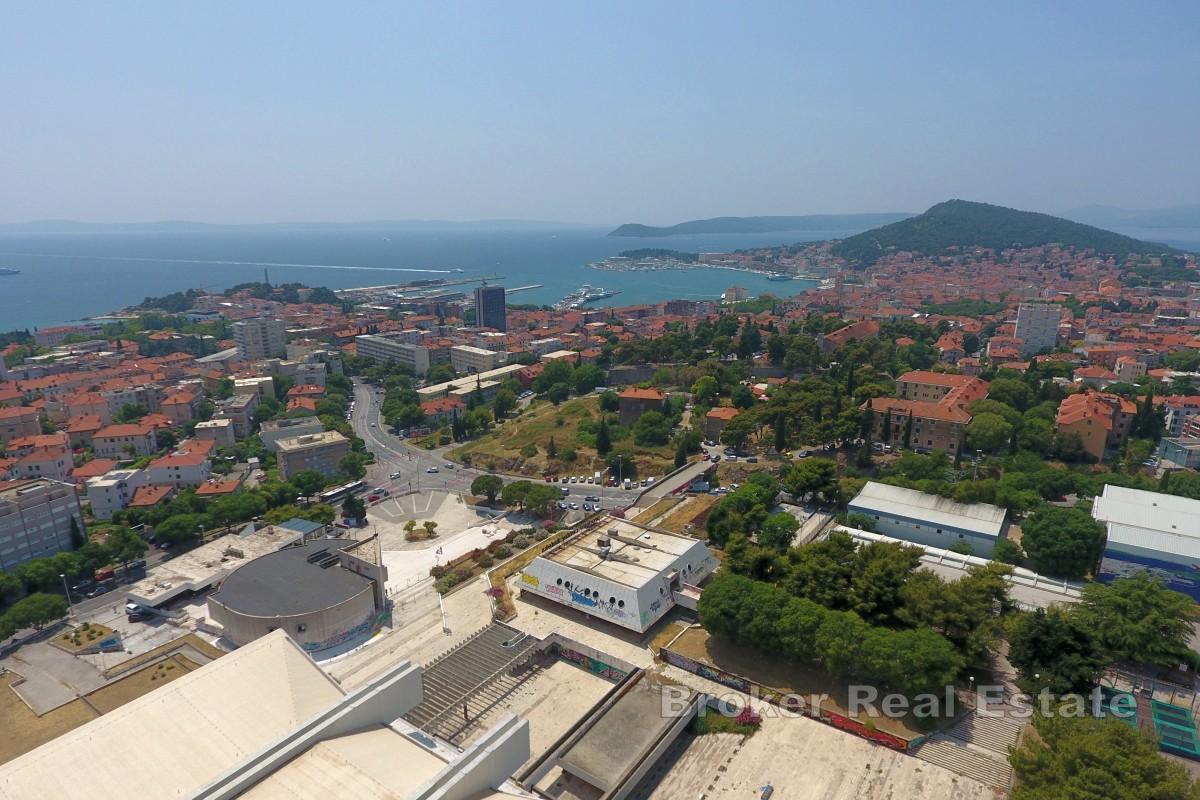 Atraktivno pozicionirani poslovni prostor