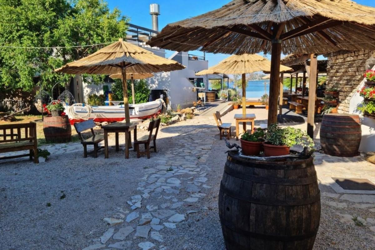 001-2016-696-Sibenik-unique-tourist-complex-in-a-seafront-location-for-sale