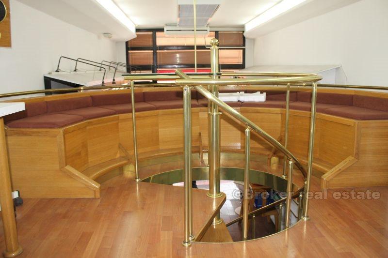 Kontor plass, til leie