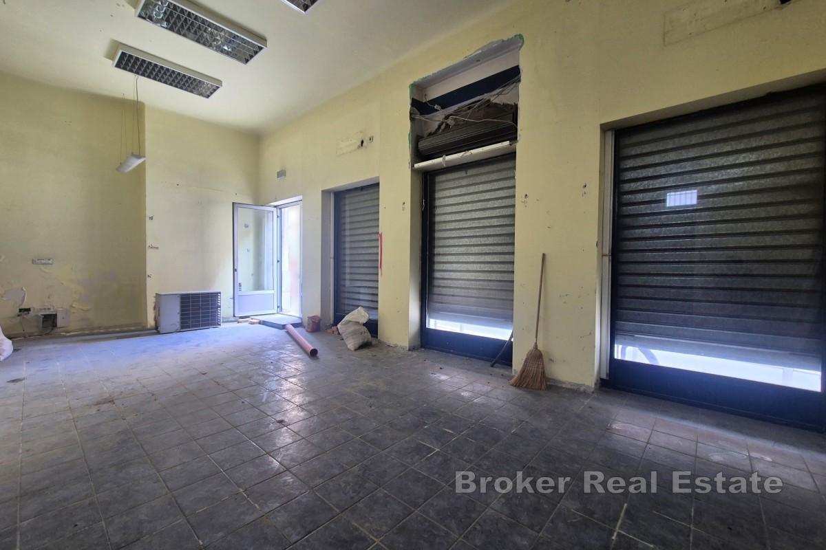 Привлекательное коммерческое помещение, требующее полной реконструкции