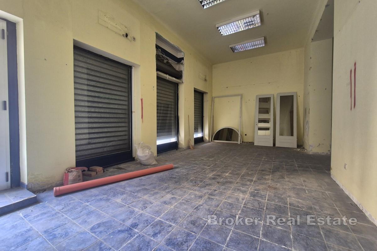 Привлекательное коммерческое помещение, требующее полной реконструкции