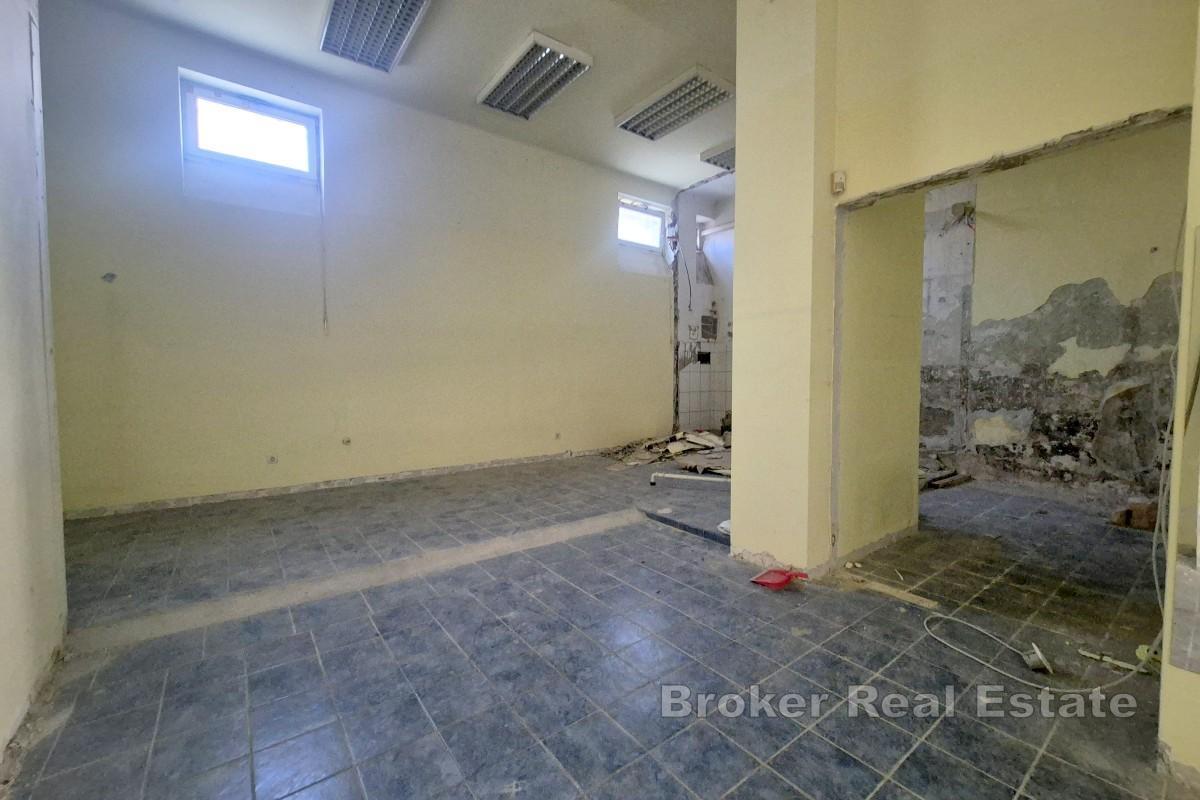 Привлекательное коммерческое помещение, требующее полной реконструкции