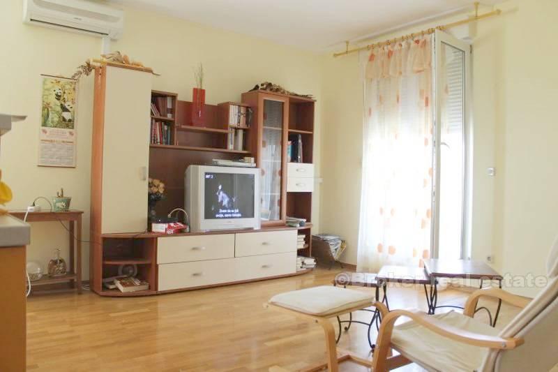 Tre camere da letto (Znjan), in affitto