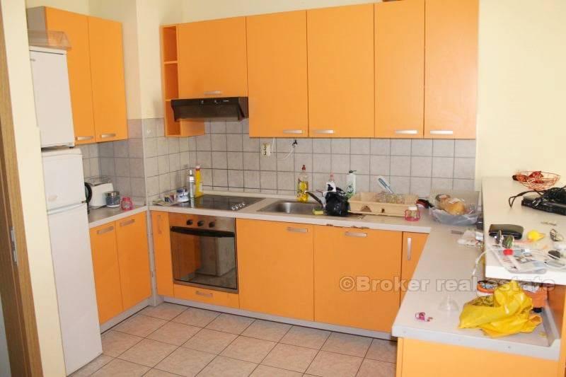 Tre camere da letto (Znjan), in affitto