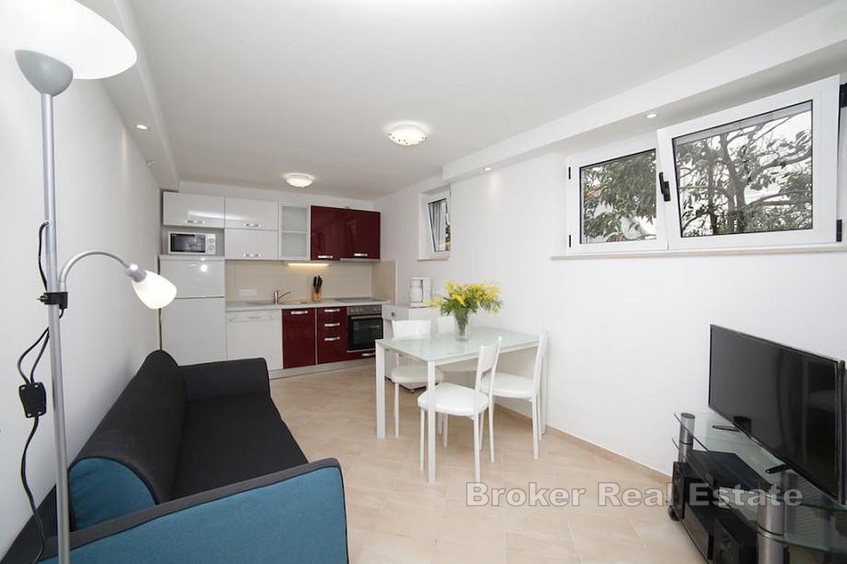 Freistehendes Mehrfamilienhaus mit Meerblick