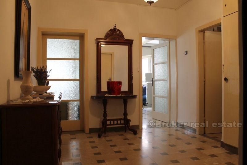 Apartmán se třemi ložnicemi
