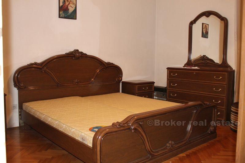 Apartmán se třemi ložnicemi