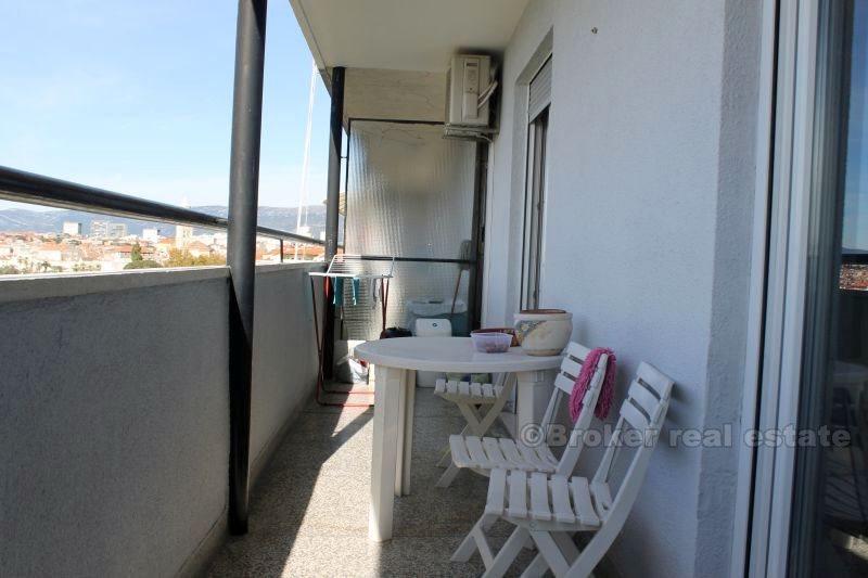 Appartement trois pièces, à vendre