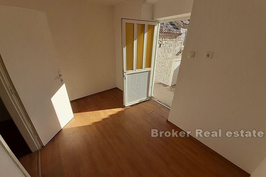 Semi detached house, for sale