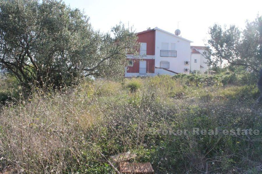 Building land, for sale