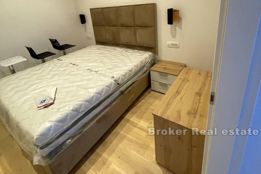 Stobreč, moderno appartamento con due camere da letto in un nuovo edificio